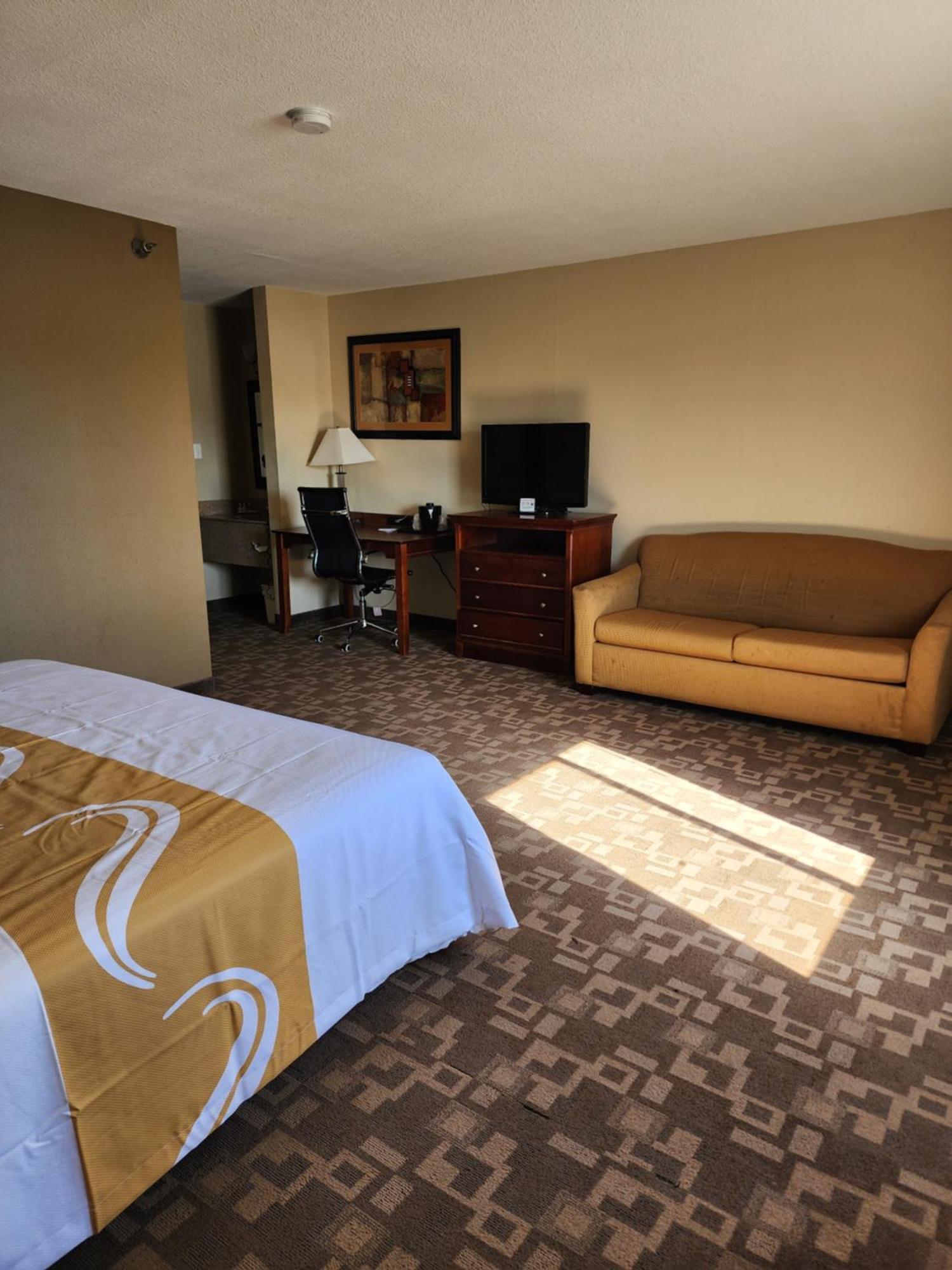 Quality Inn I-70 at Wanamaker Topeka Bagian luar foto