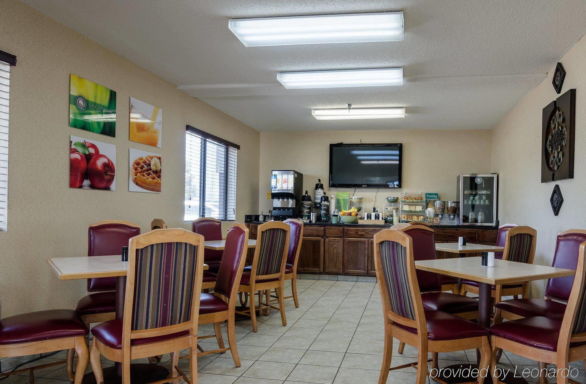 Quality Inn I-70 at Wanamaker Topeka Bagian luar foto