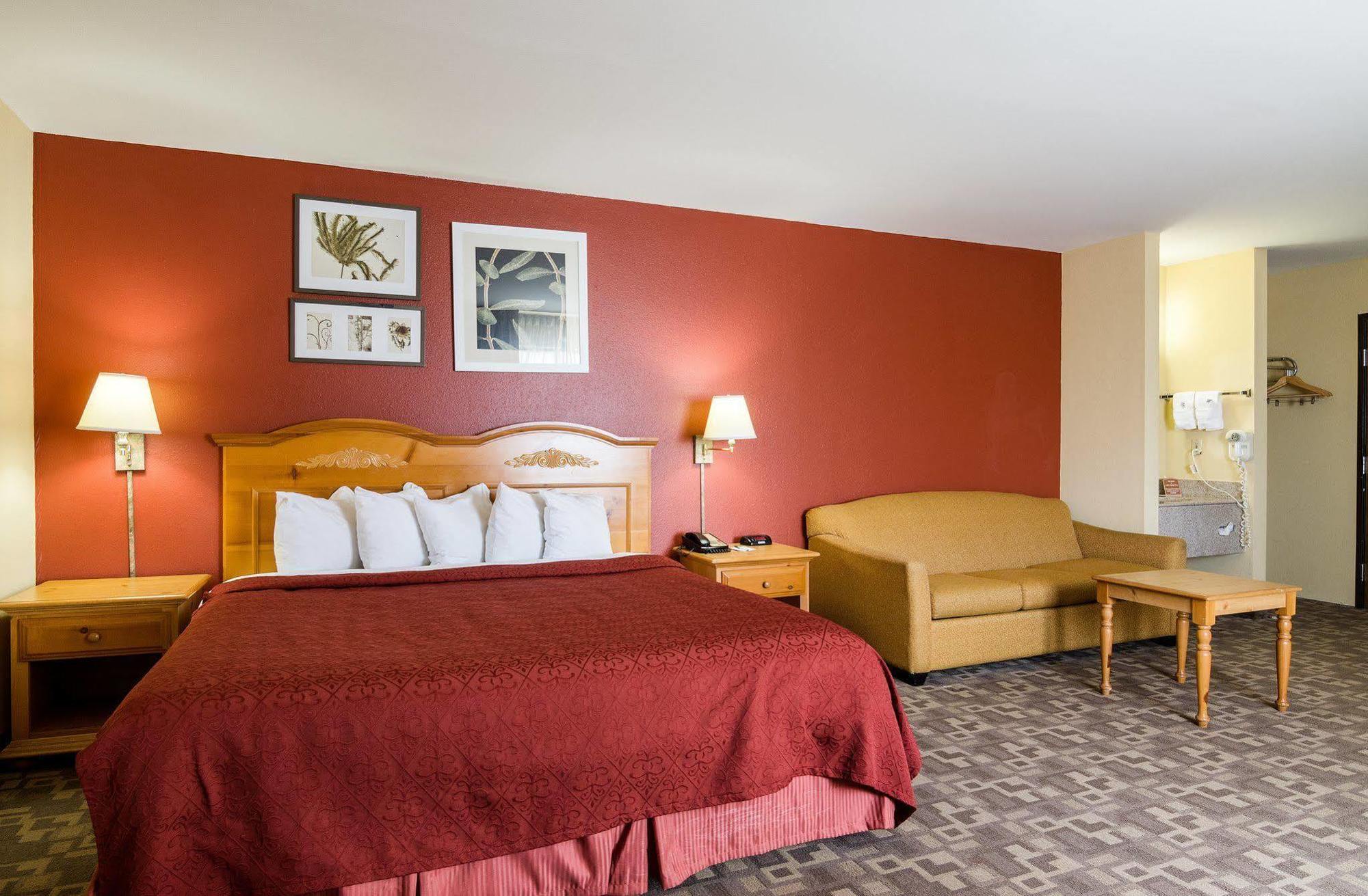 Quality Inn I-70 at Wanamaker Topeka Bagian luar foto